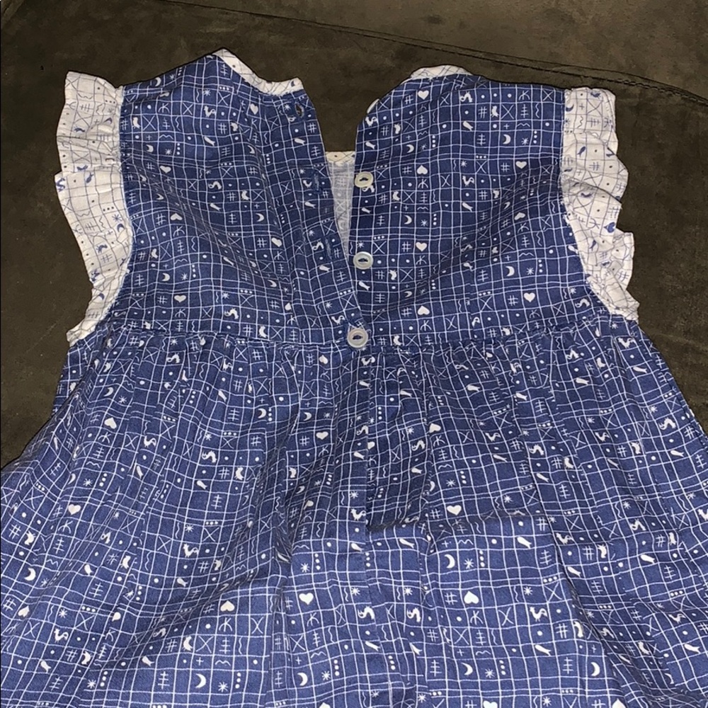 Dress - Picture 2 of 3